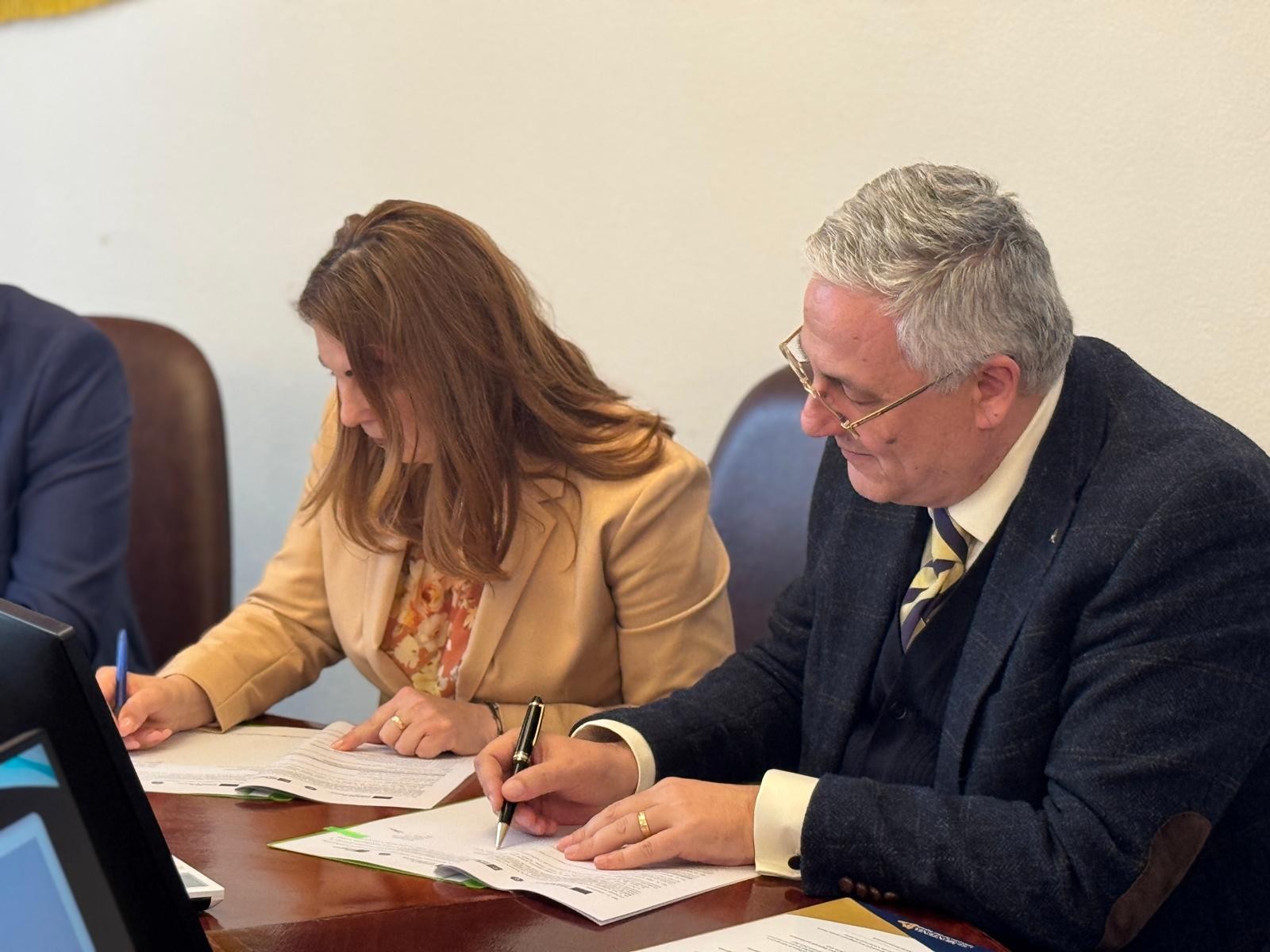 WhatsApp Image 2026-04-03 at 16.59.38 (7).jpeg